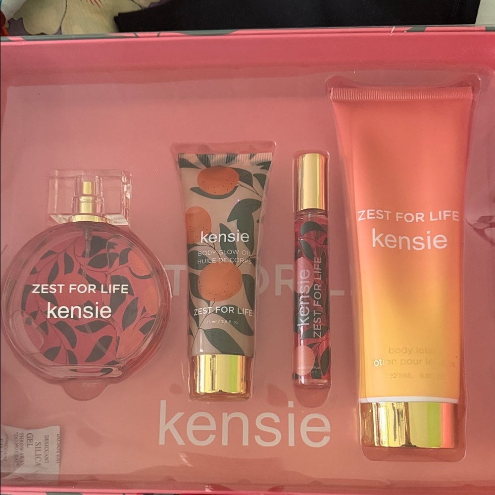 Kensie Zest for Life Fragrance and Lotion Set - Orange and Gold